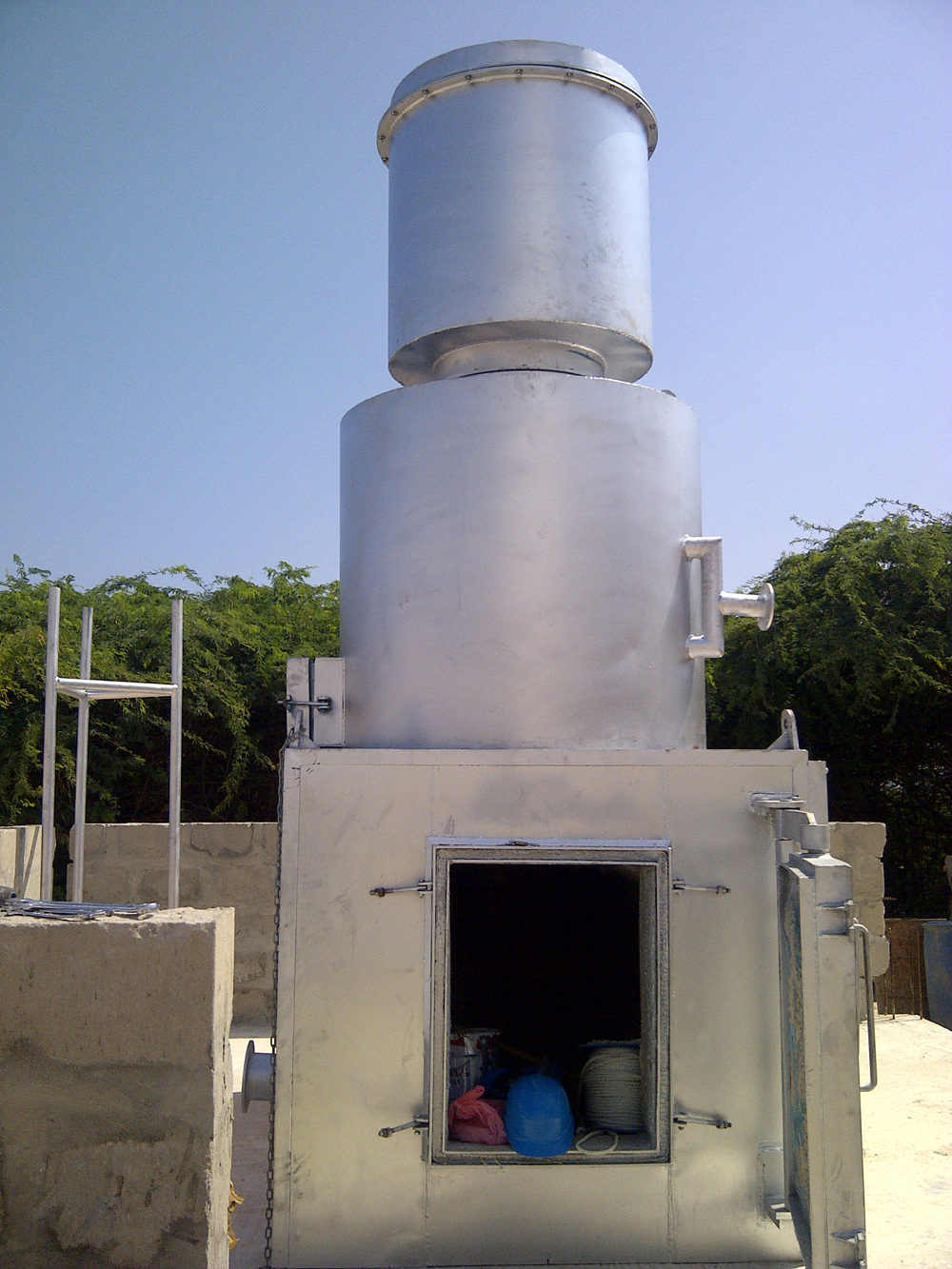 300 kg incinerator